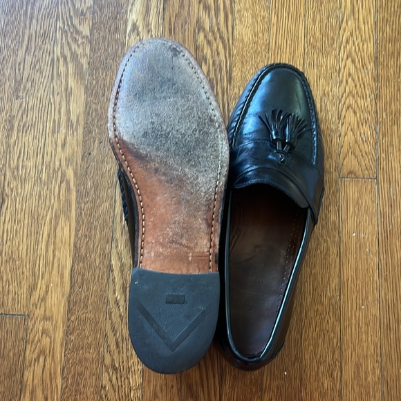 Allen Edmonds shoes - Picture 2 of 3